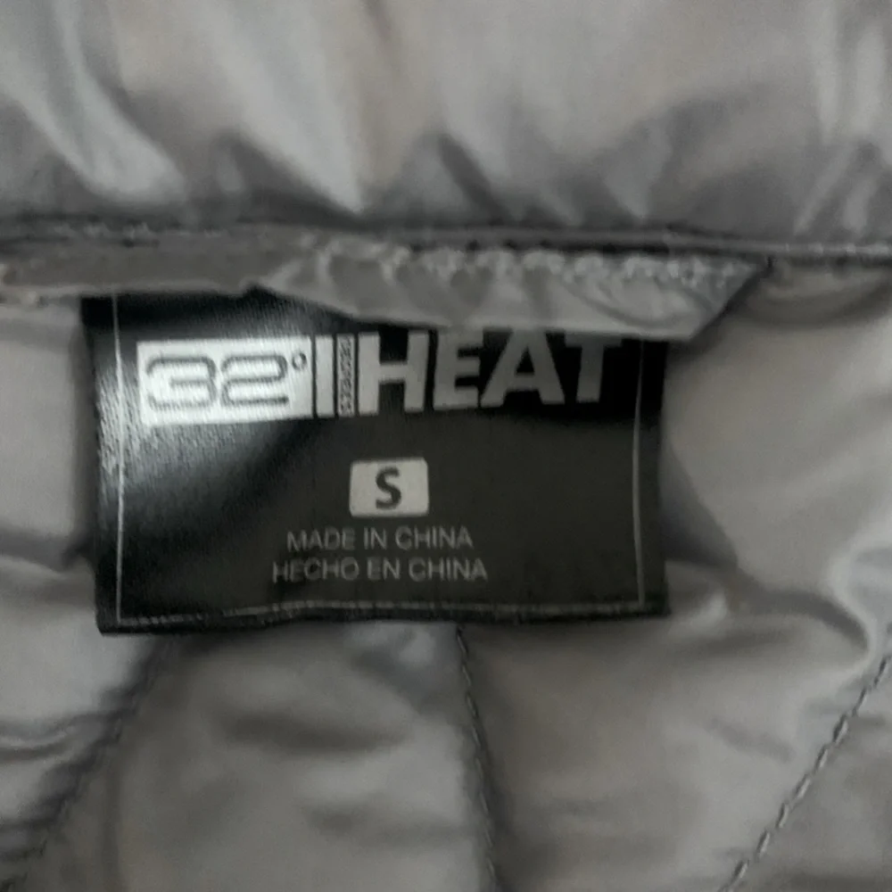 32 Degrees Mixed Media Soft Packable High Neck Down Jacket Coat Gray Black S - Picture 9 of 9